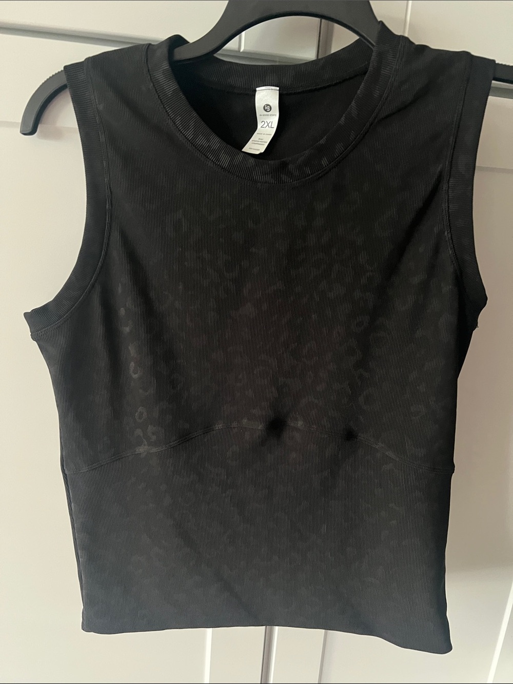 Women's Black Leopard-Print Sleeveless Tank Top
